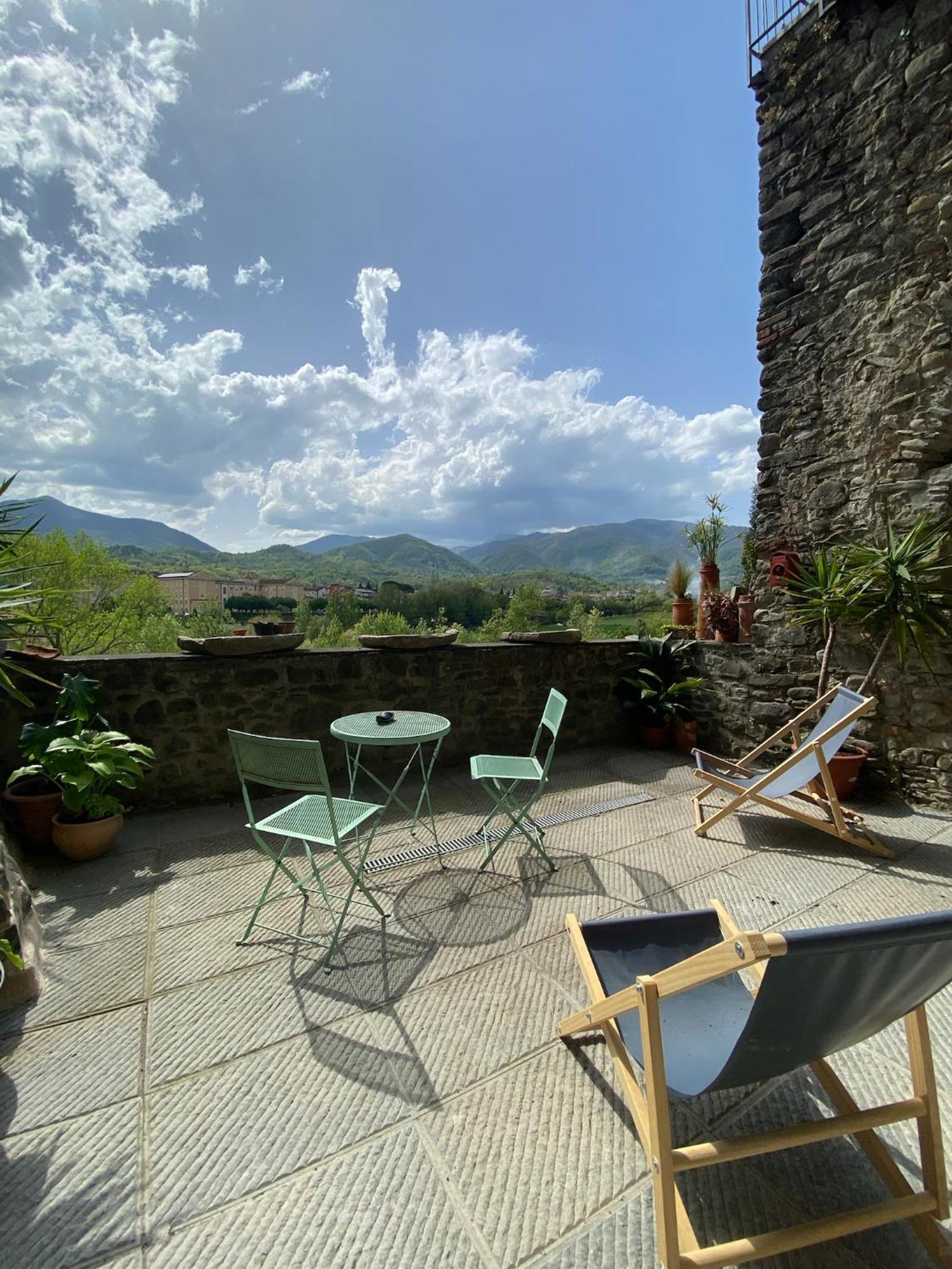 La Casa Medievale Suites E Spa Pontremoli Eksteriør billede