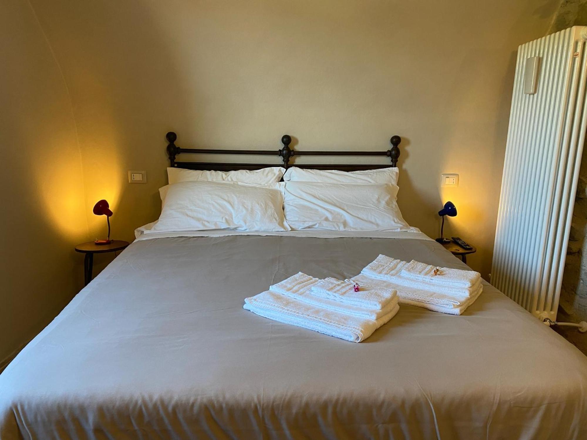La Casa Medievale Suites E Spa Pontremoli Eksteriør billede