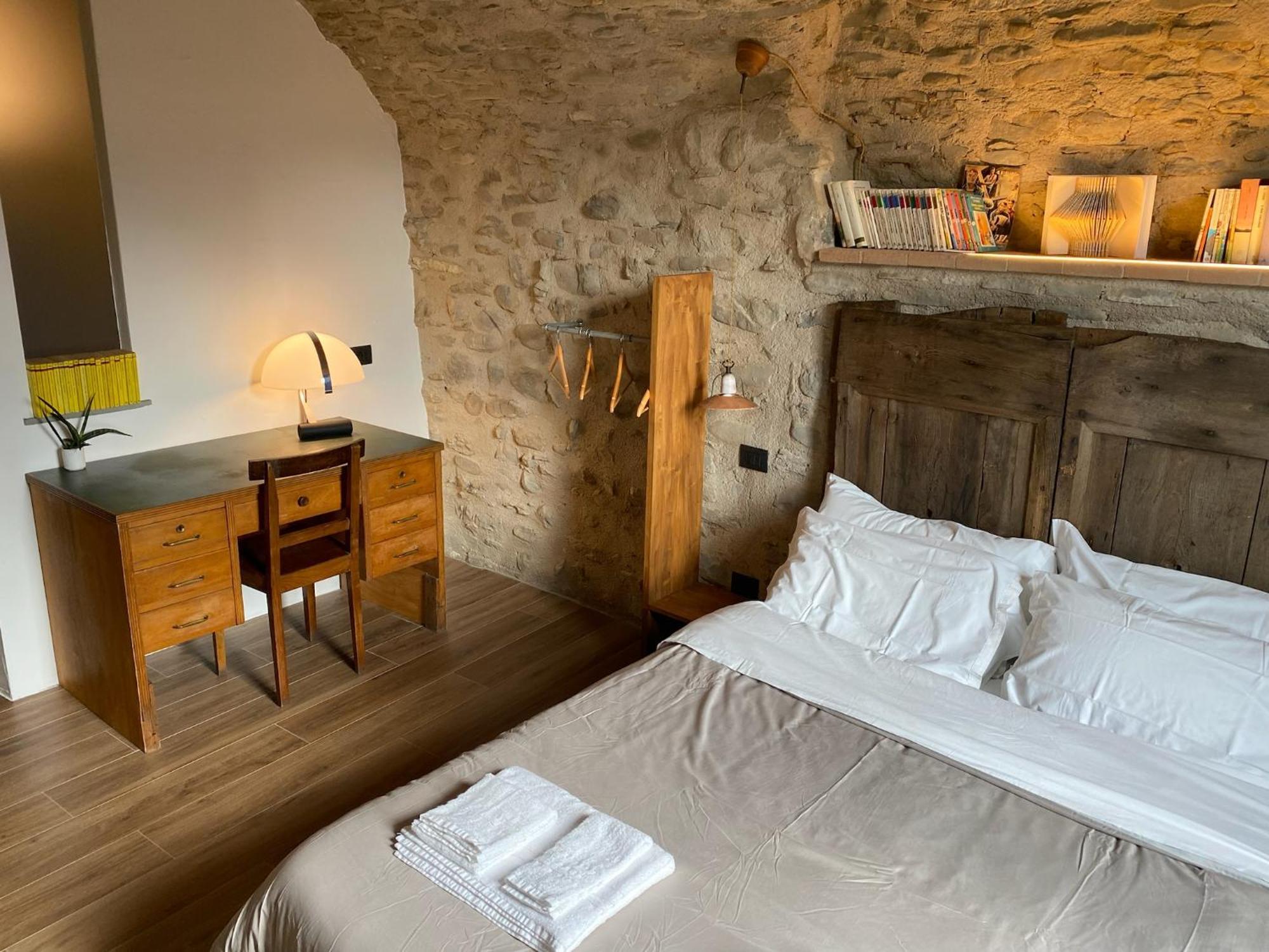 La Casa Medievale Suites E Spa Pontremoli Eksteriør billede