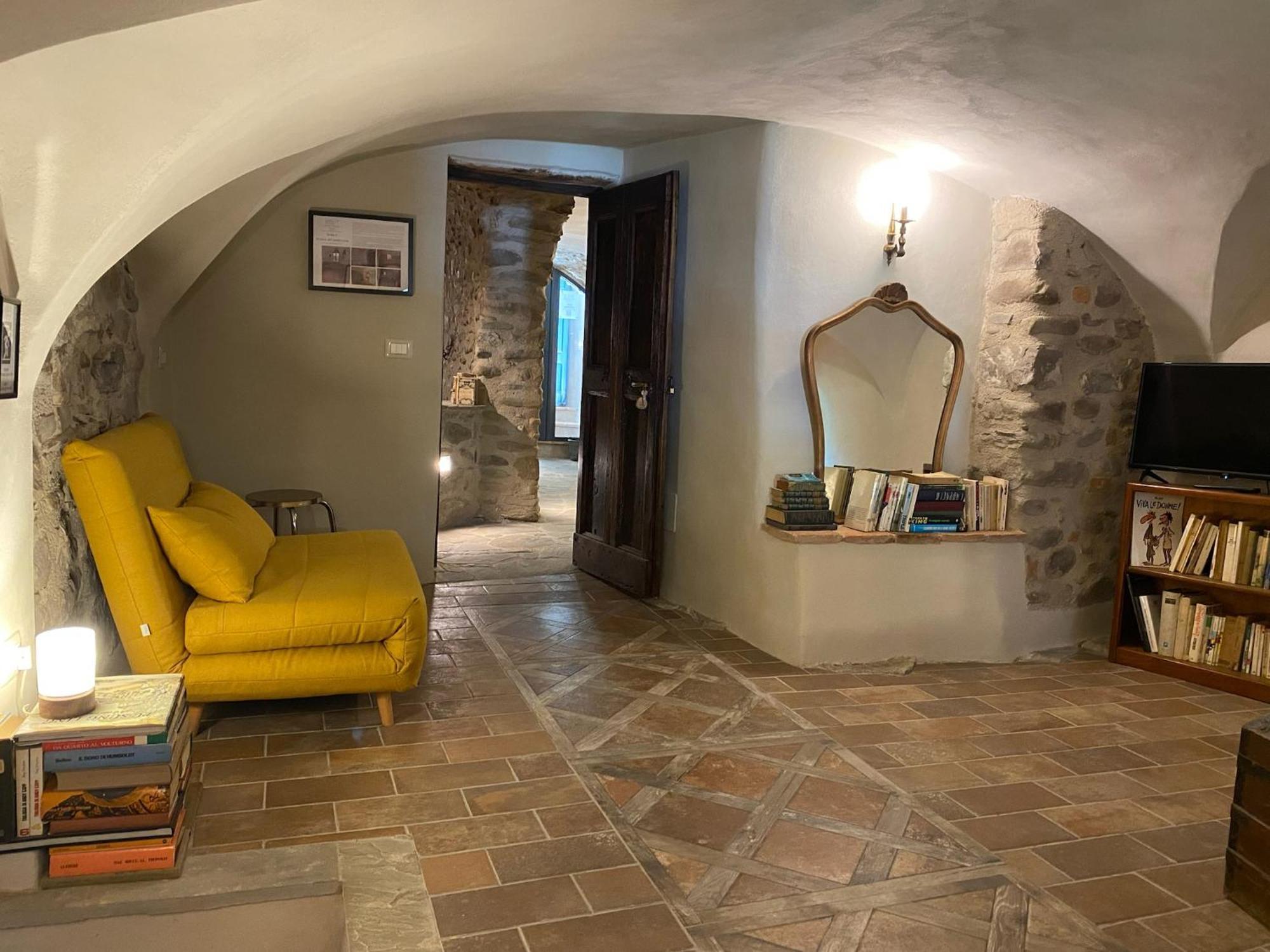 La Casa Medievale Suites E Spa Pontremoli Eksteriør billede