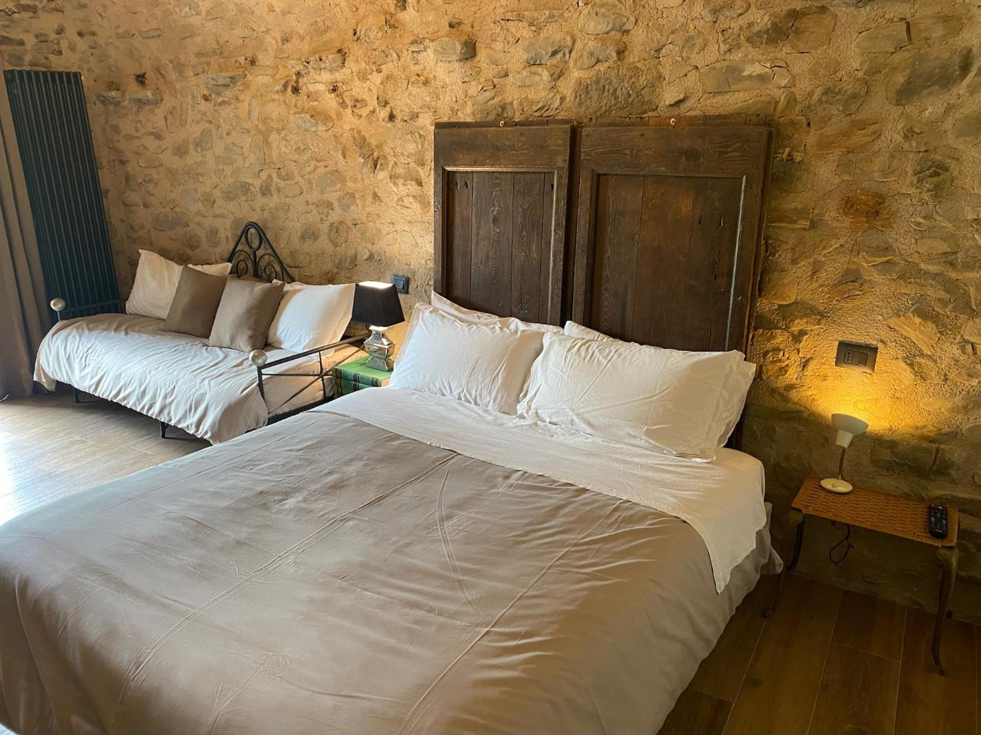 La Casa Medievale Suites E Spa Pontremoli Eksteriør billede