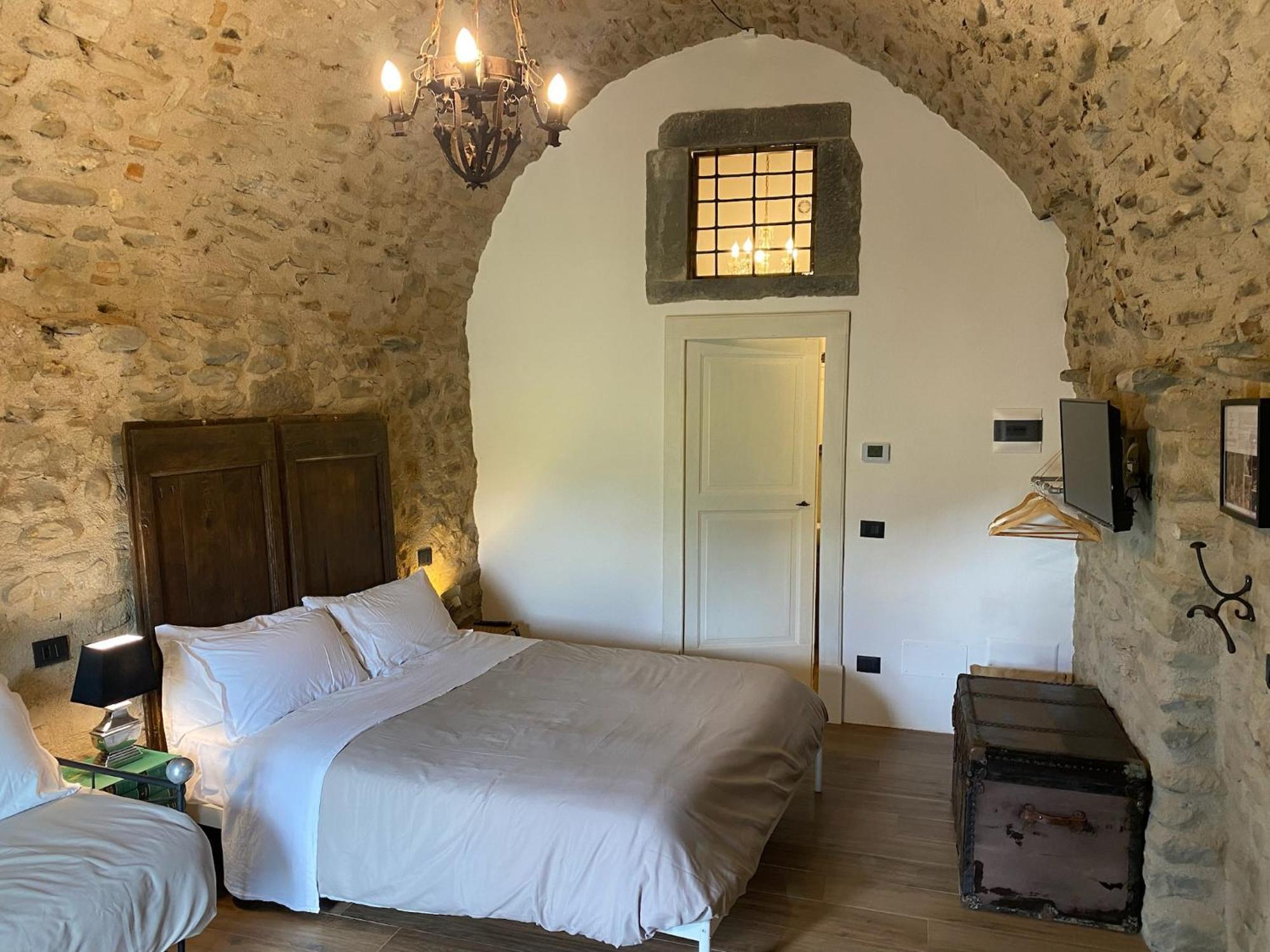 La Casa Medievale Suites E Spa Pontremoli Eksteriør billede