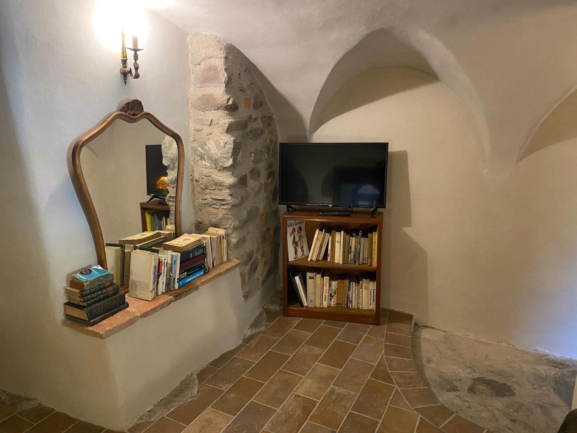 La Casa Medievale Suites E Spa Pontremoli Eksteriør billede