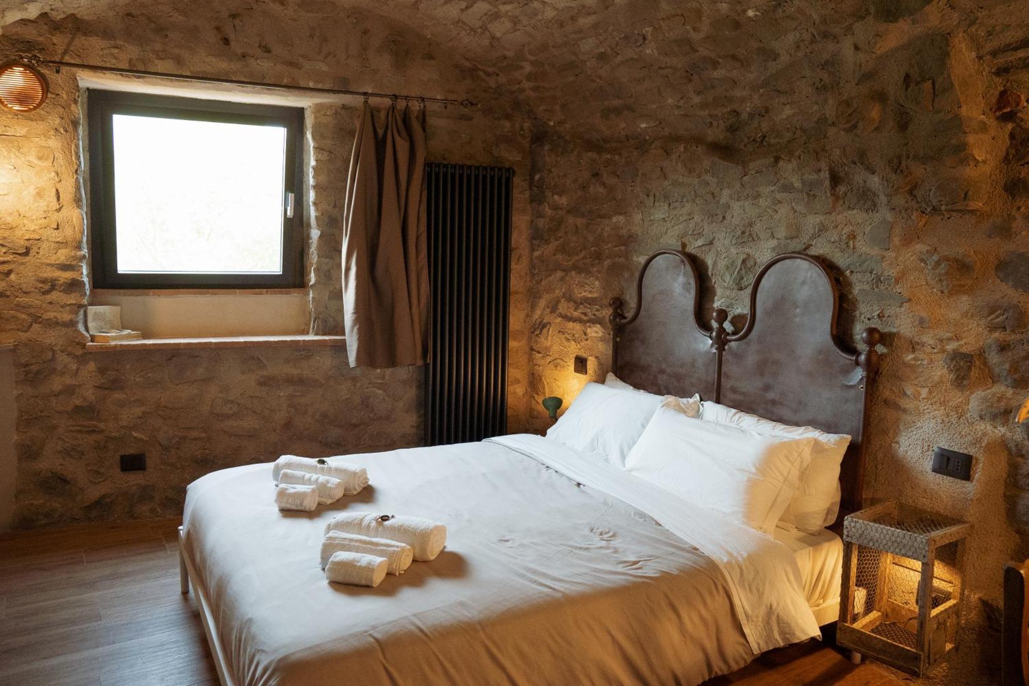 La Casa Medievale Suites E Spa Pontremoli Eksteriør billede