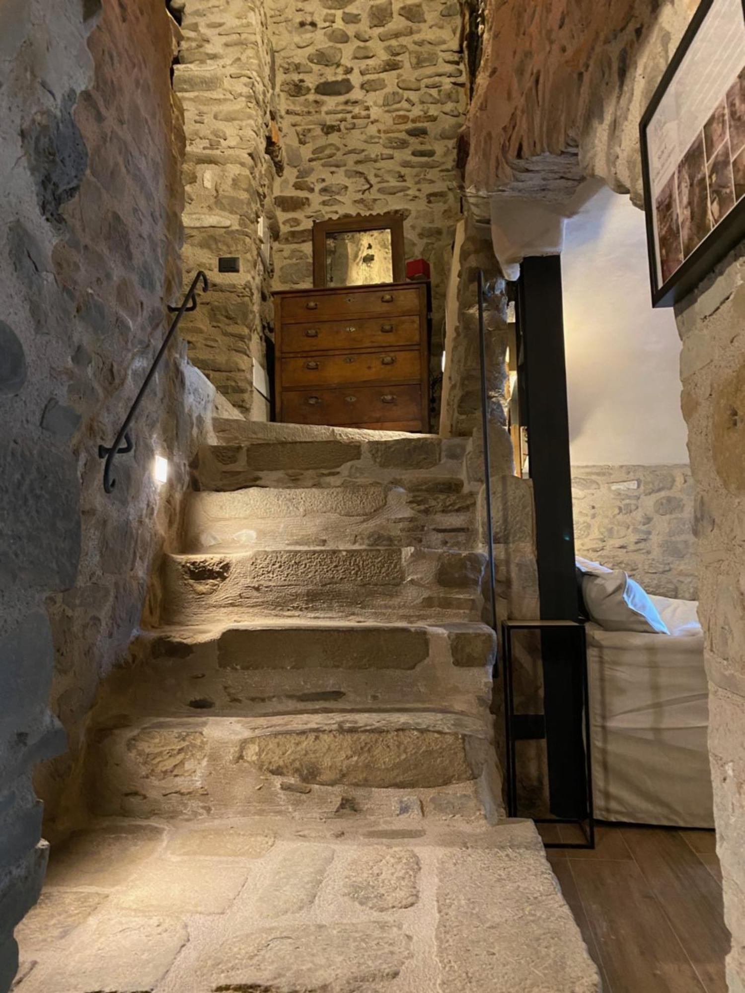 La Casa Medievale Suites E Spa Pontremoli Eksteriør billede