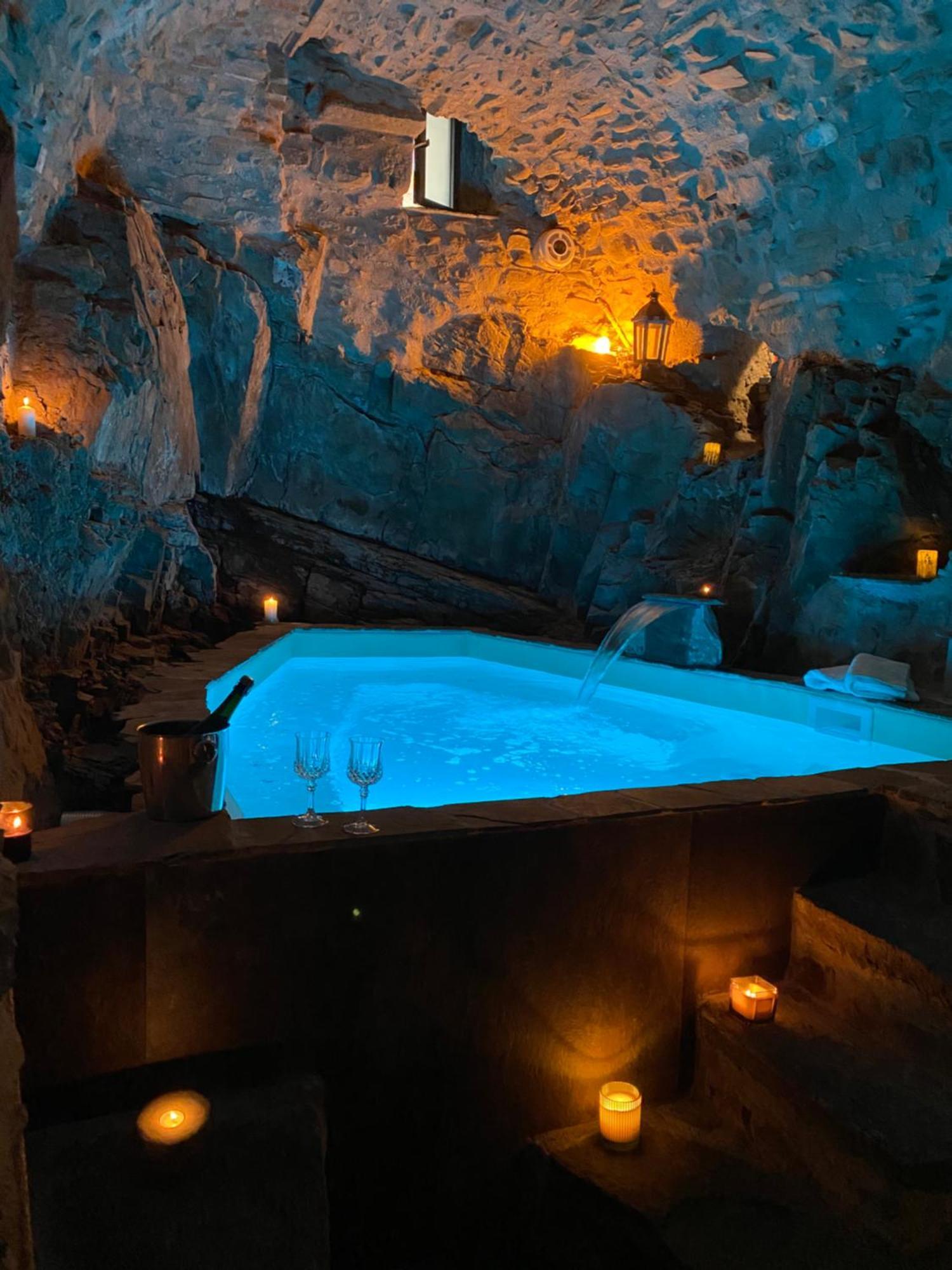 La Casa Medievale Suites E Spa Pontremoli Eksteriør billede